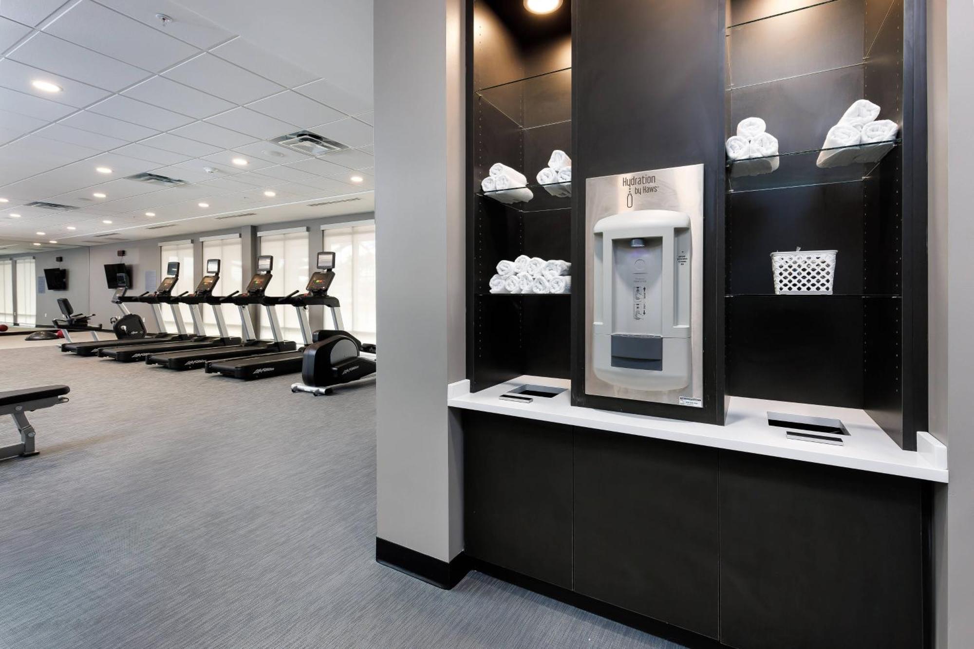 Courtyard By Marriott I-10 West 3*
