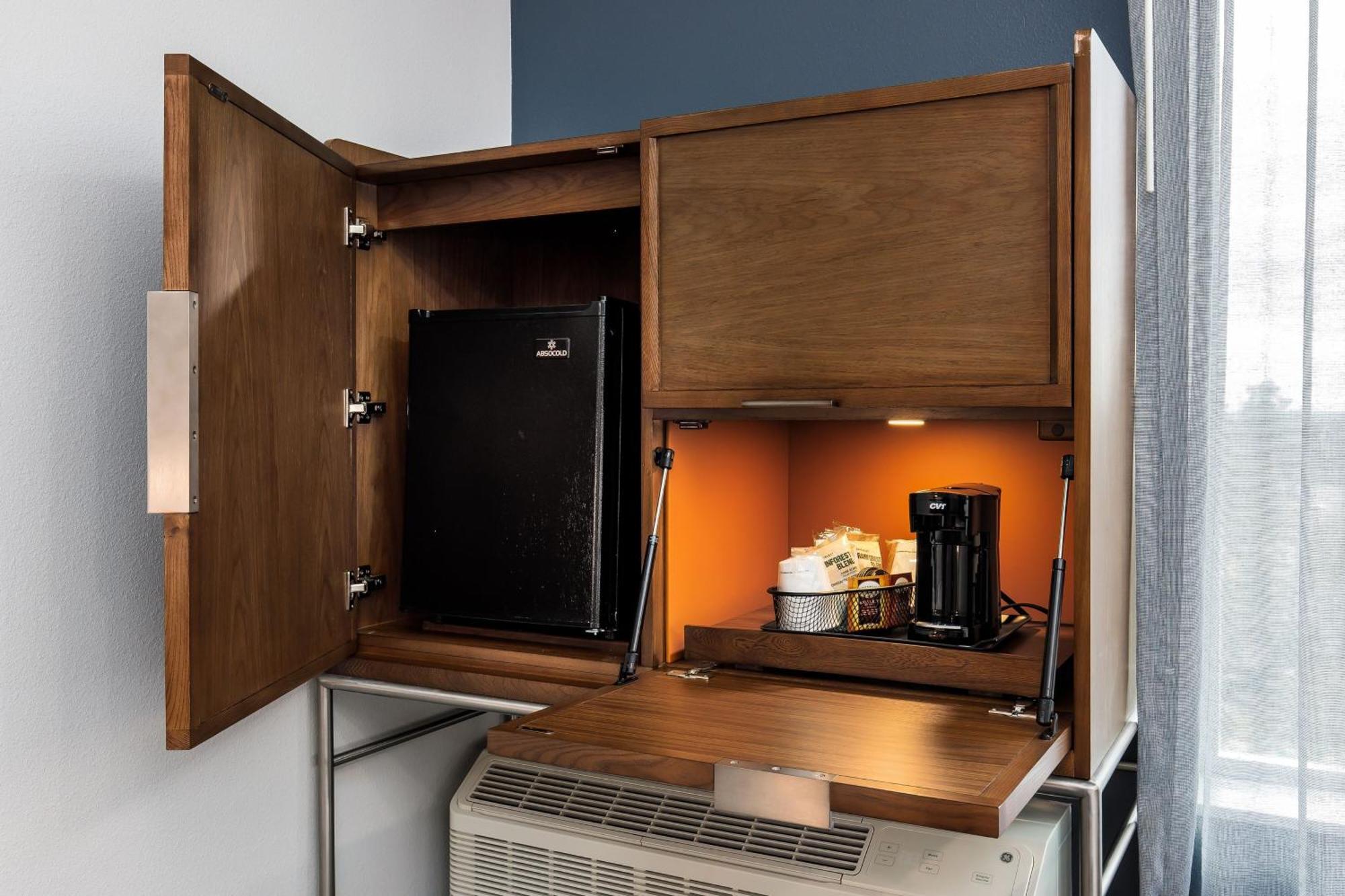 Courtyard By Marriott Pensacola I-10 West Hotel 3*
