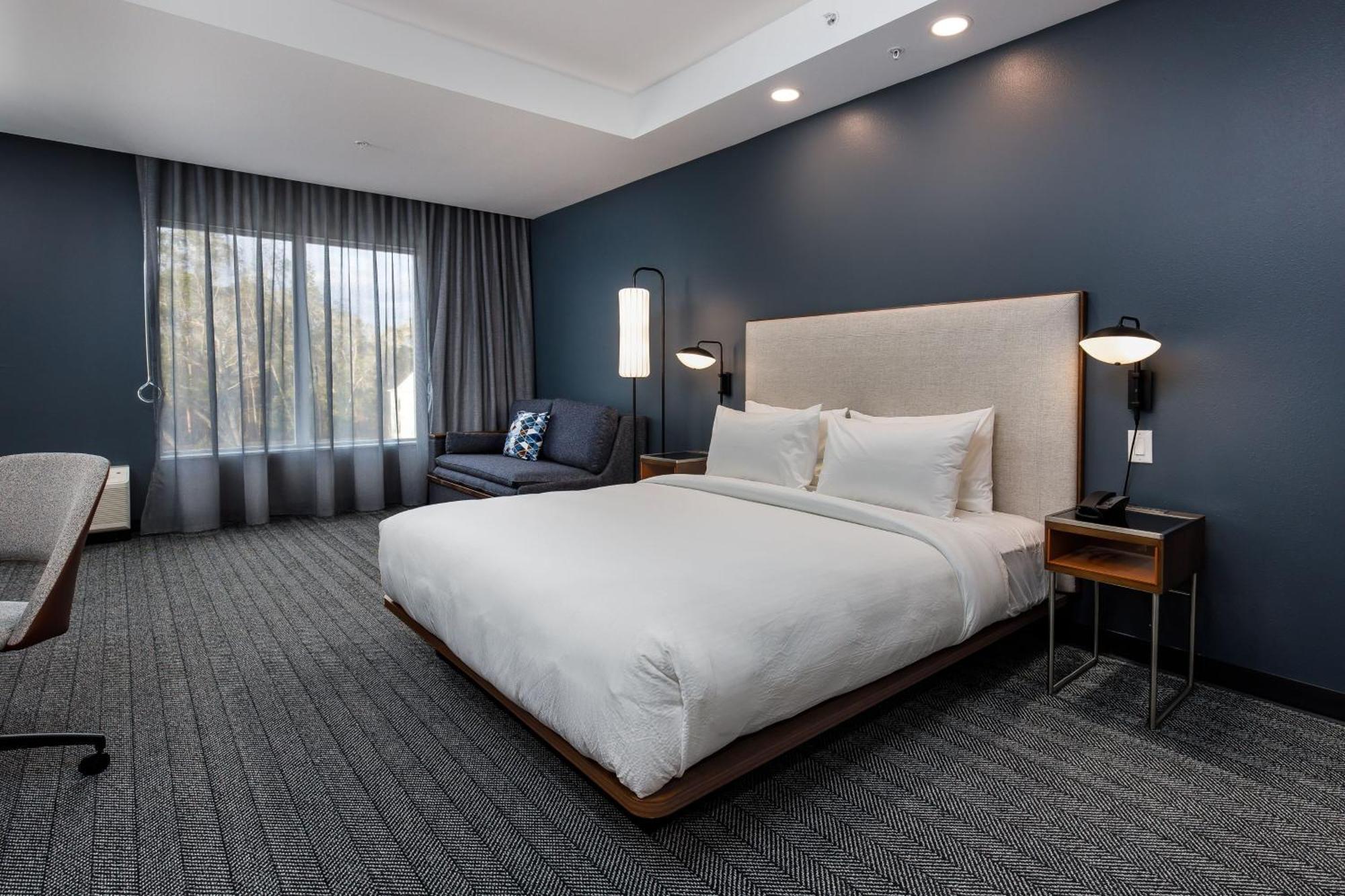 Hotel Courtyard By Marriott I-10 West 3*