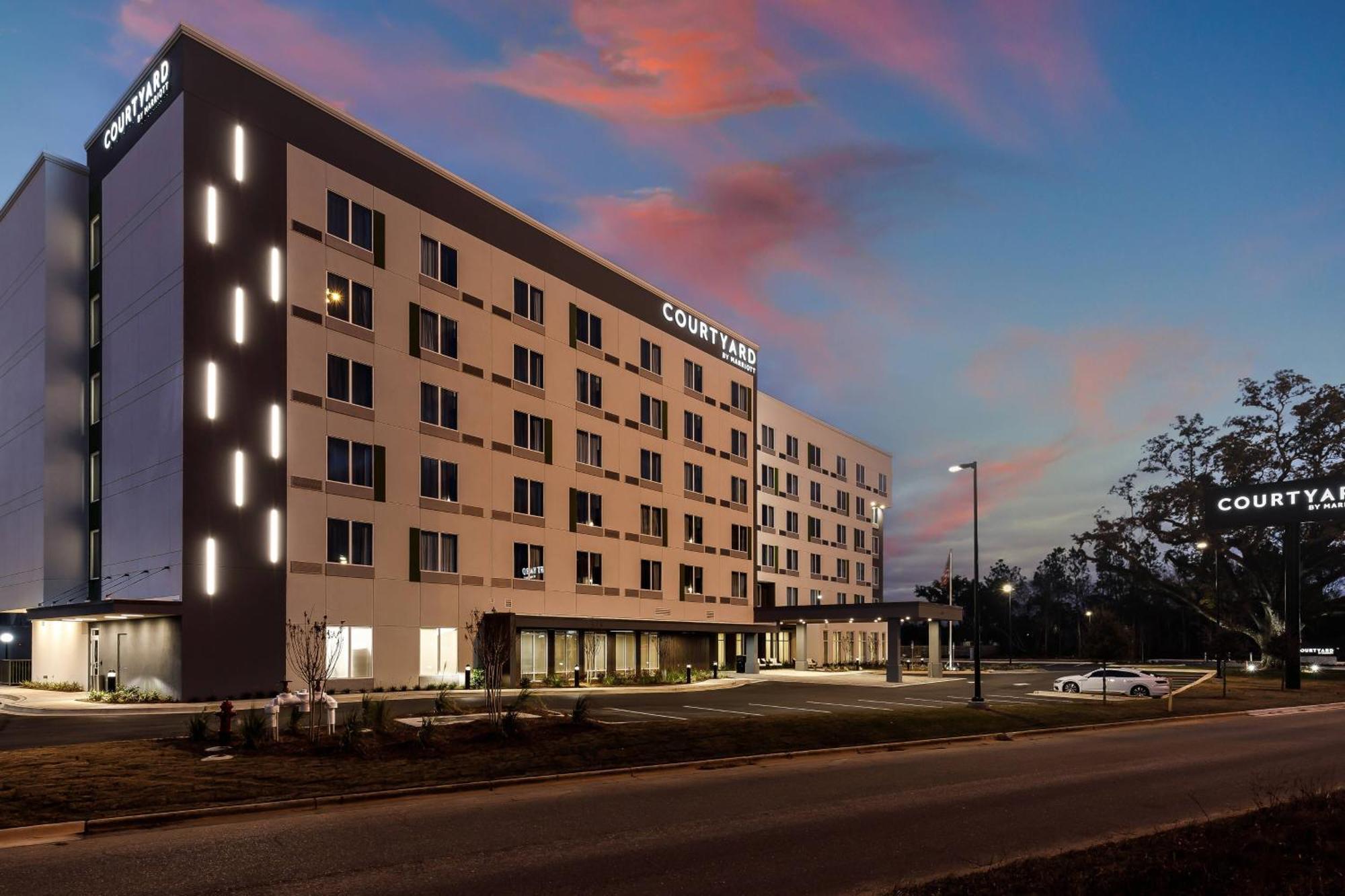 Courtyard By Marriott I-10 West Hotel Ferry Pass